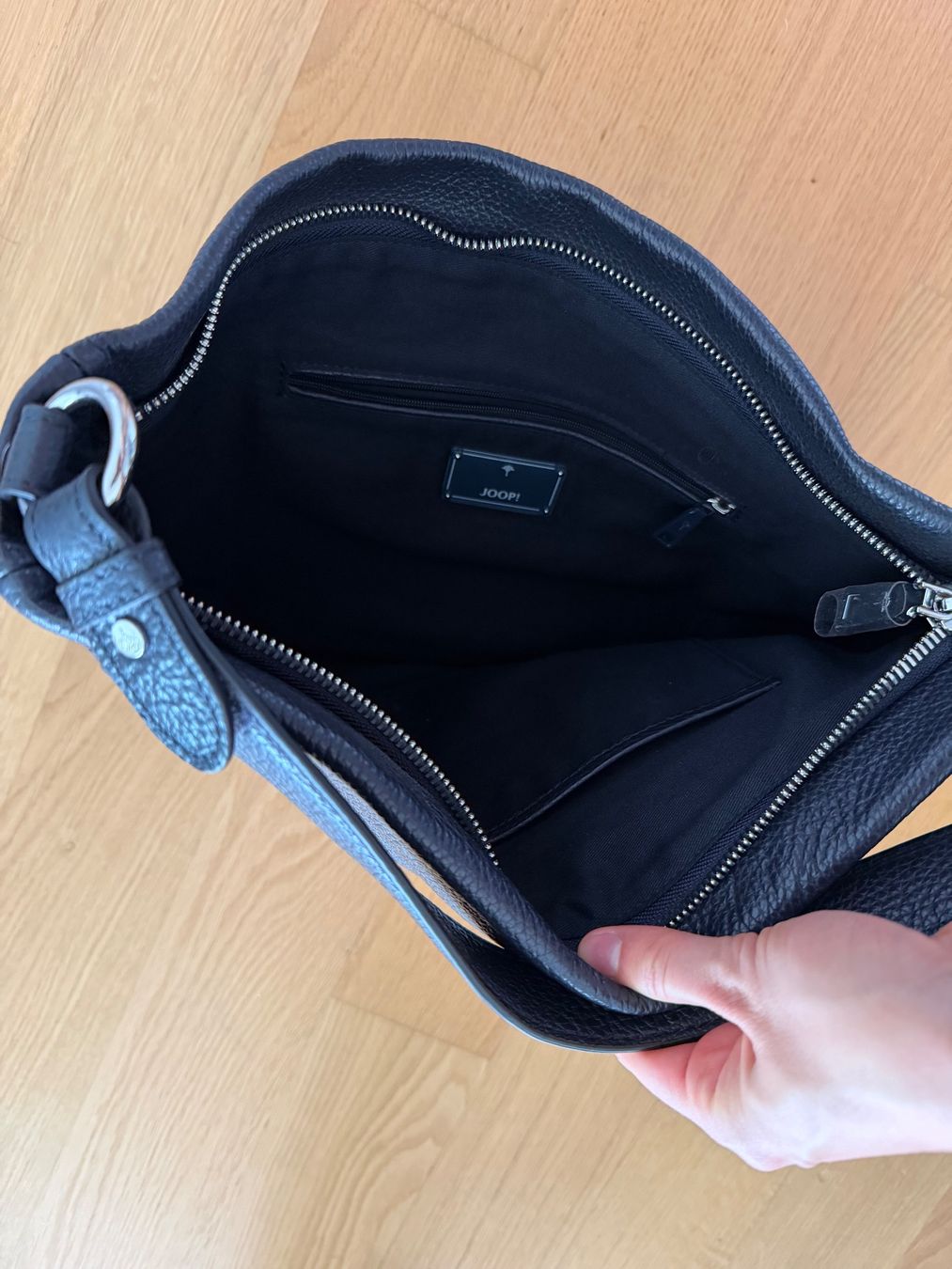 Joop Borse da donna: JOOP! Lederhandtasche in Navyblue – Usato da Wil SG venduto da vivi_n 2
