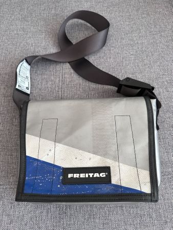 Freitag Handtasche Lassie grau/blau/weiss