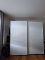 Kleiderschrank, 2 Tablare + 2 Kleiderstangen, Möbel Pfister