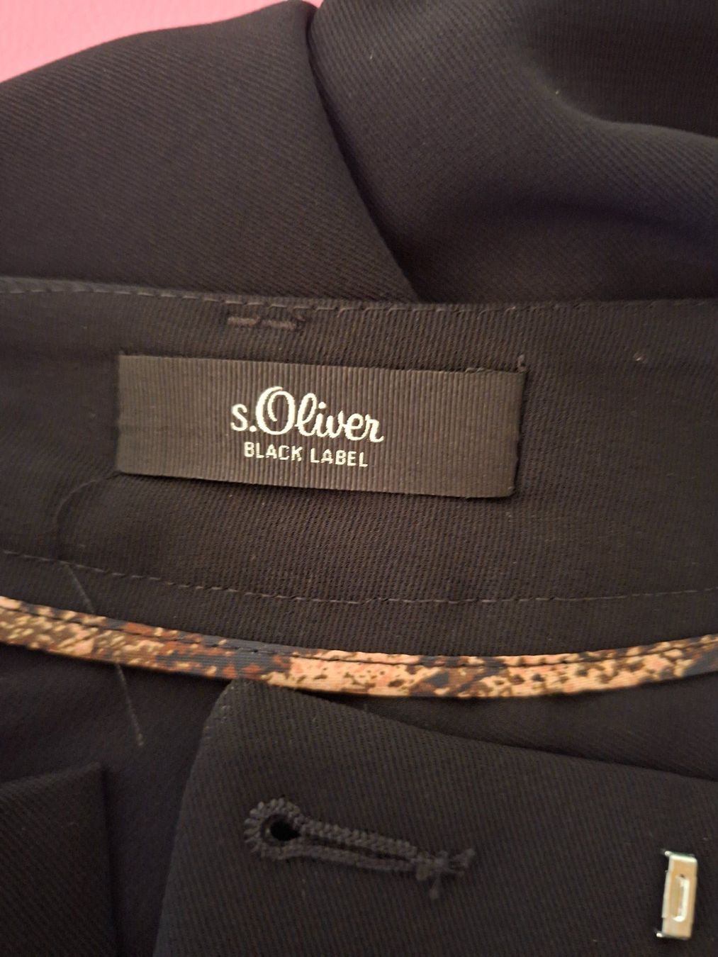 S.Oliver Pantaloni: S.Oliver Black Label Stoffhose schwarz – Usato da Unterentfelden venduto da hofa01 3