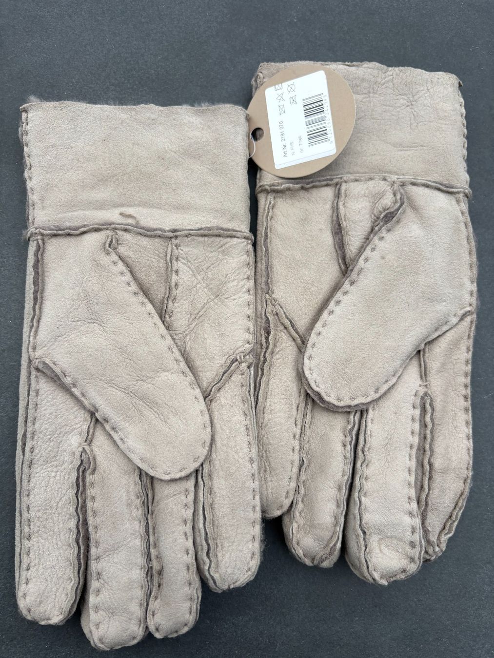 Handschuhe & Handstulpen: Handschuhe Lammfell, NEU, Grösse 7 – Neu und originalverpackt aus Laax GR von wil_66wq 1