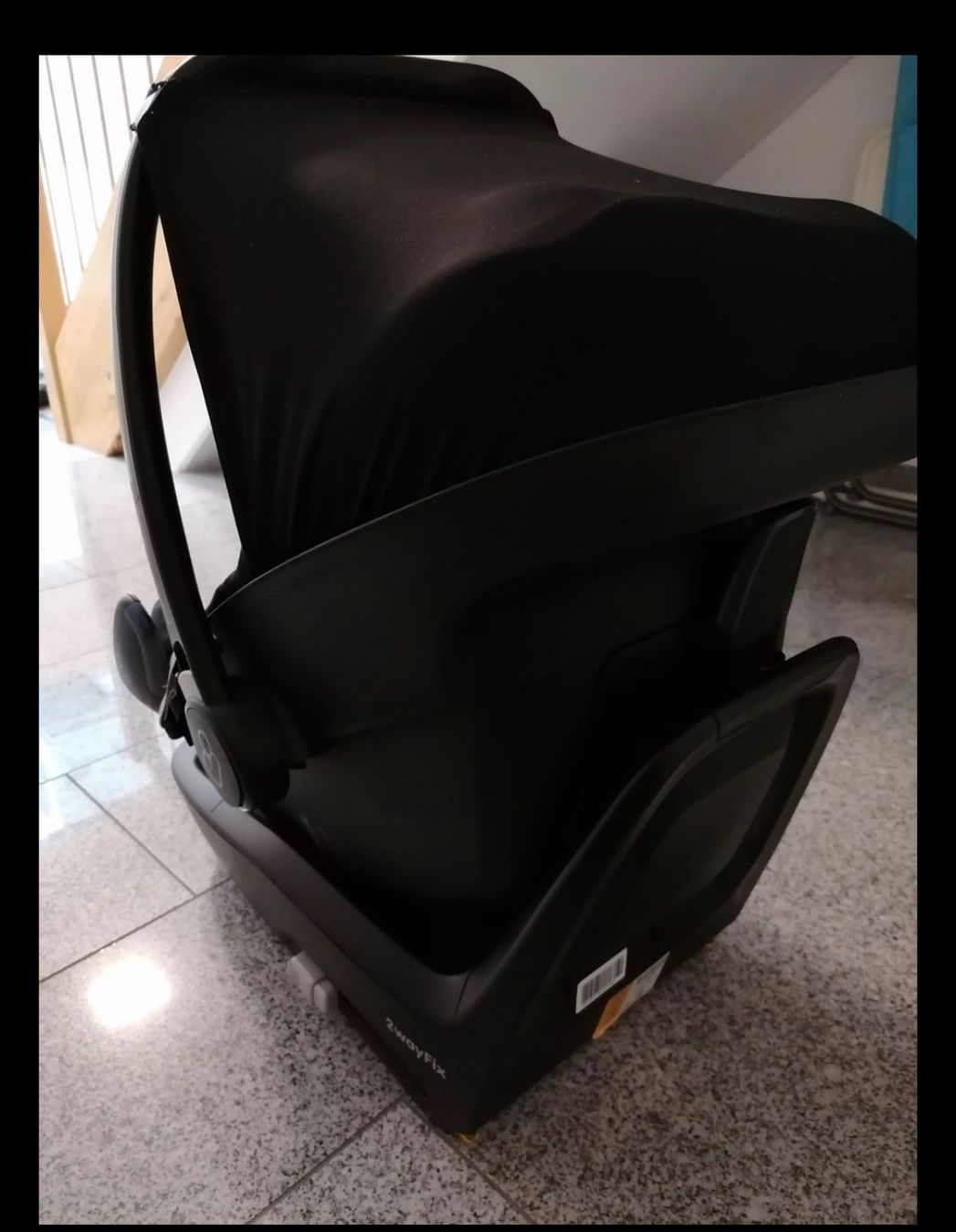 Maxi-Cosi Seggiolini per auto: Maxi-Cosi Pebble Plus Kindersitz mit Isofixstation – Usato da Liestal venduto da Efri33 5