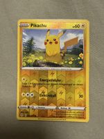 Pokémon Karte Pikachu 049/203 Basis, gebrauchter Zustand