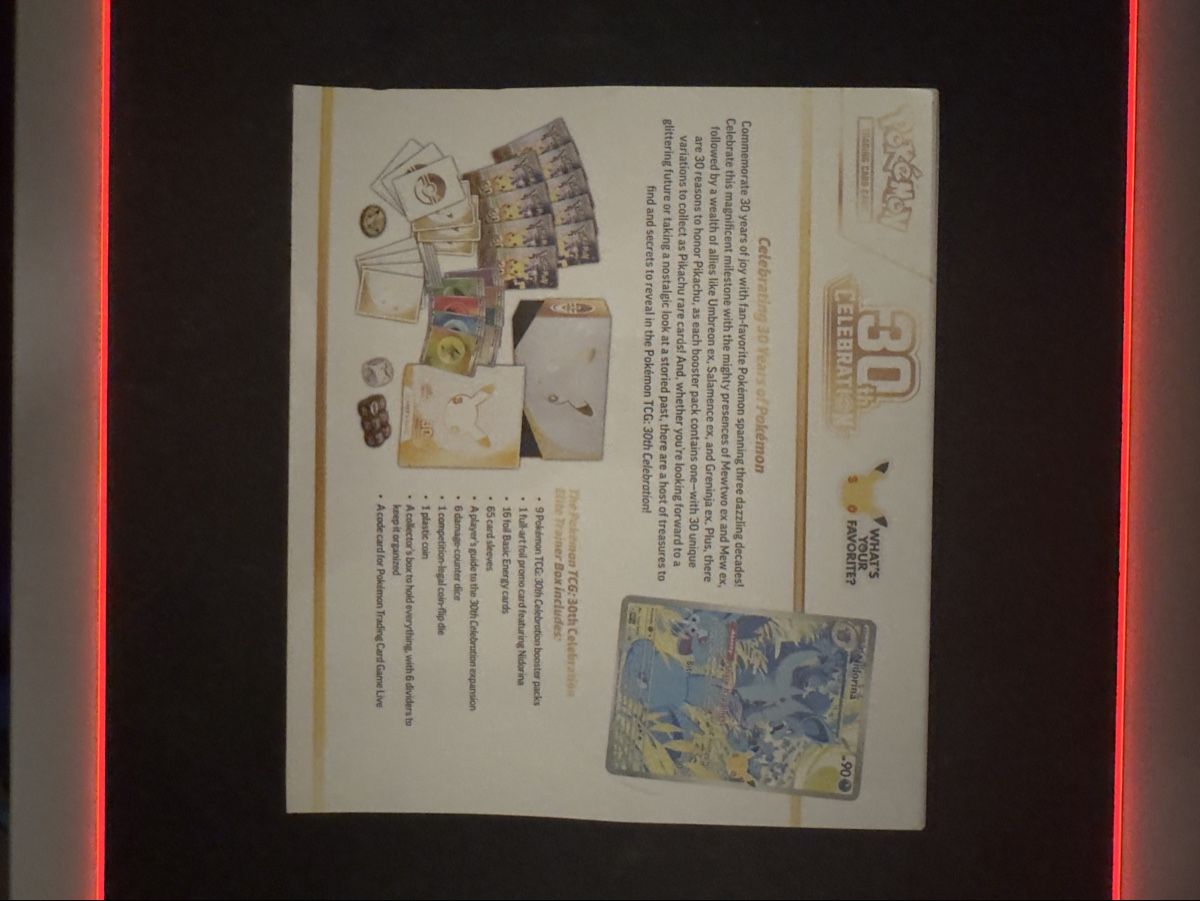 Pokémon Carte collezionabili: Pokemon 30th Celebration Elite Trainer Box Sealed – Nuovo e nell'imballaggio originale da Zürich venduto da yak_97kt 1