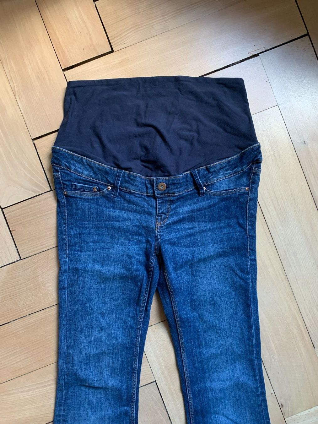 H&M Jeans: Umstandsjeans blau - 38 – Usato da Zürich venduto da Diazaio 1