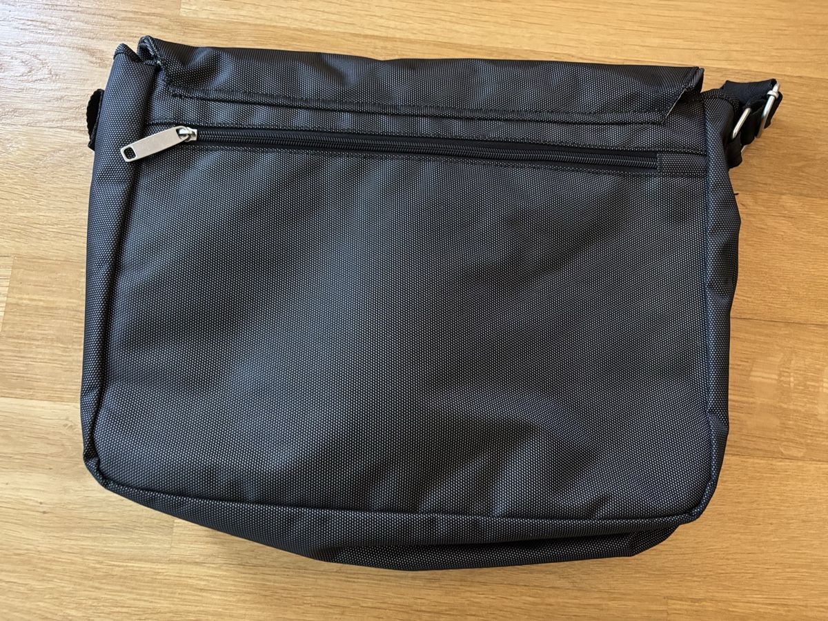 Kappa Borse: 2 Kappa Notebook Laptop Tasche seitentasche – Nuovo (secondo la descrizione) da Balsthal venduto da Inty200 4