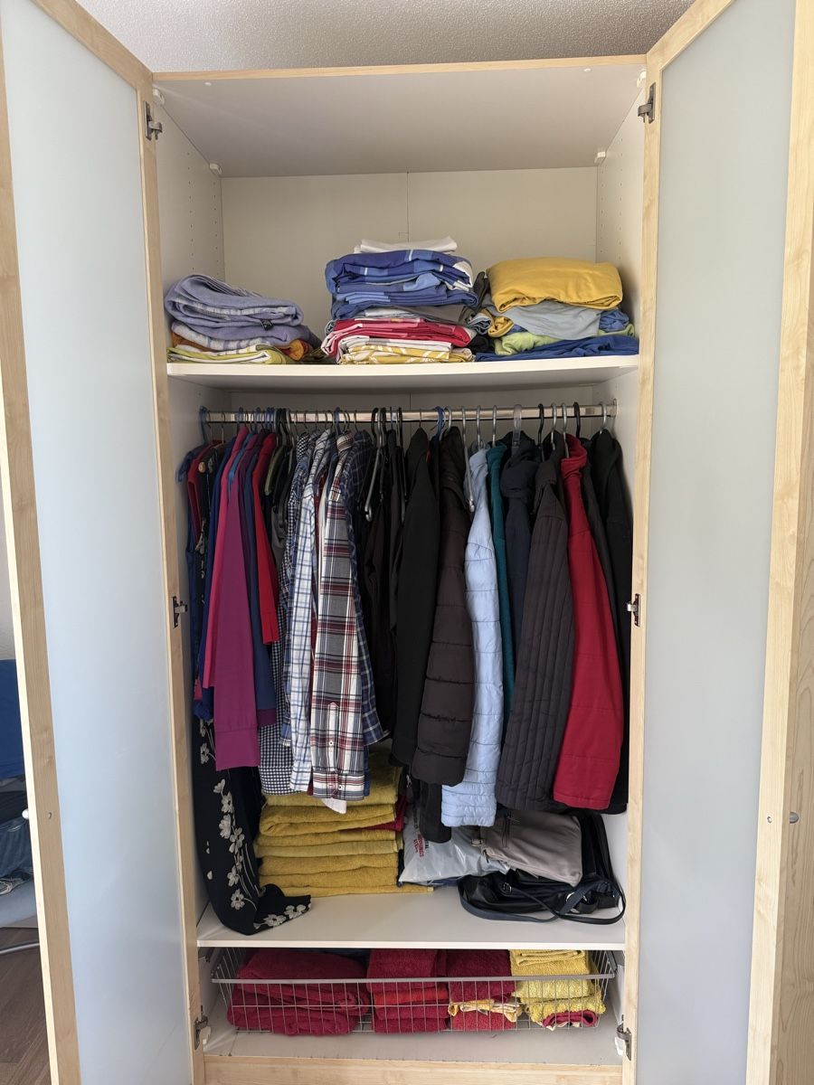 Schränke: Kleiderschrank – Gebraucht aus Aarwangen von jon_6j82 1