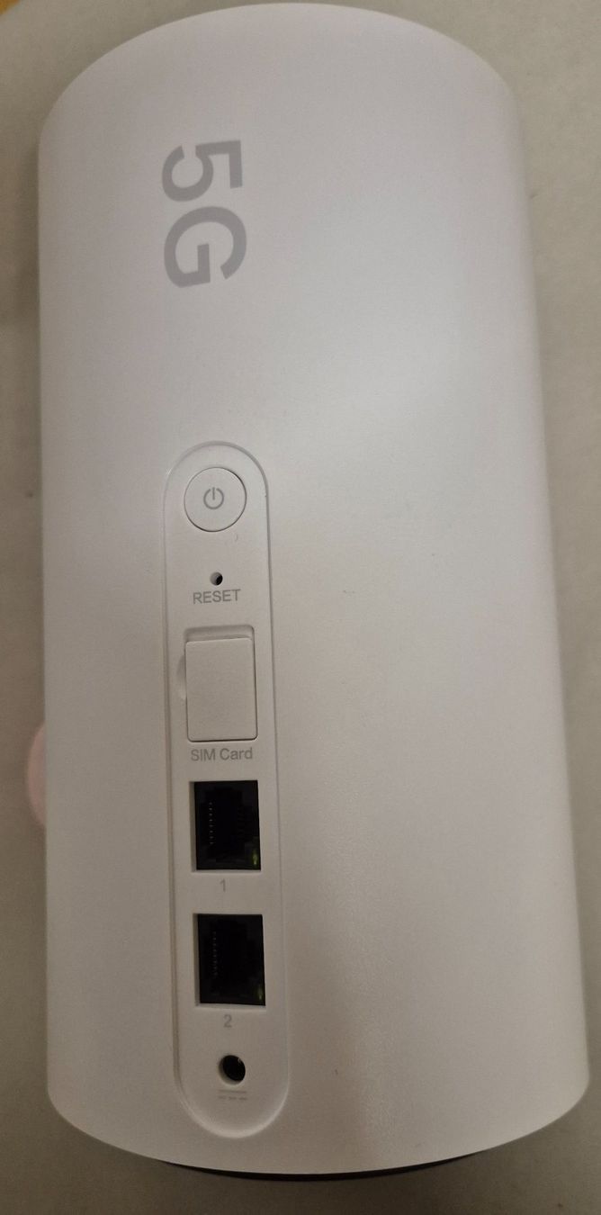Xiaomi Modems & Router: Xiaomi 5G Router CPE Pro CB0401V2 – Gebraucht aus Stäfa von TechPat 3