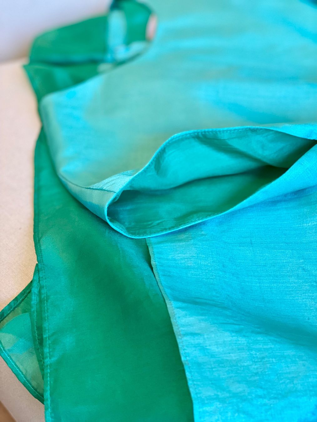 Vestiti: Seidenkleid (massgeschneidert) – Usato da Zug venduto da MOrg01 5