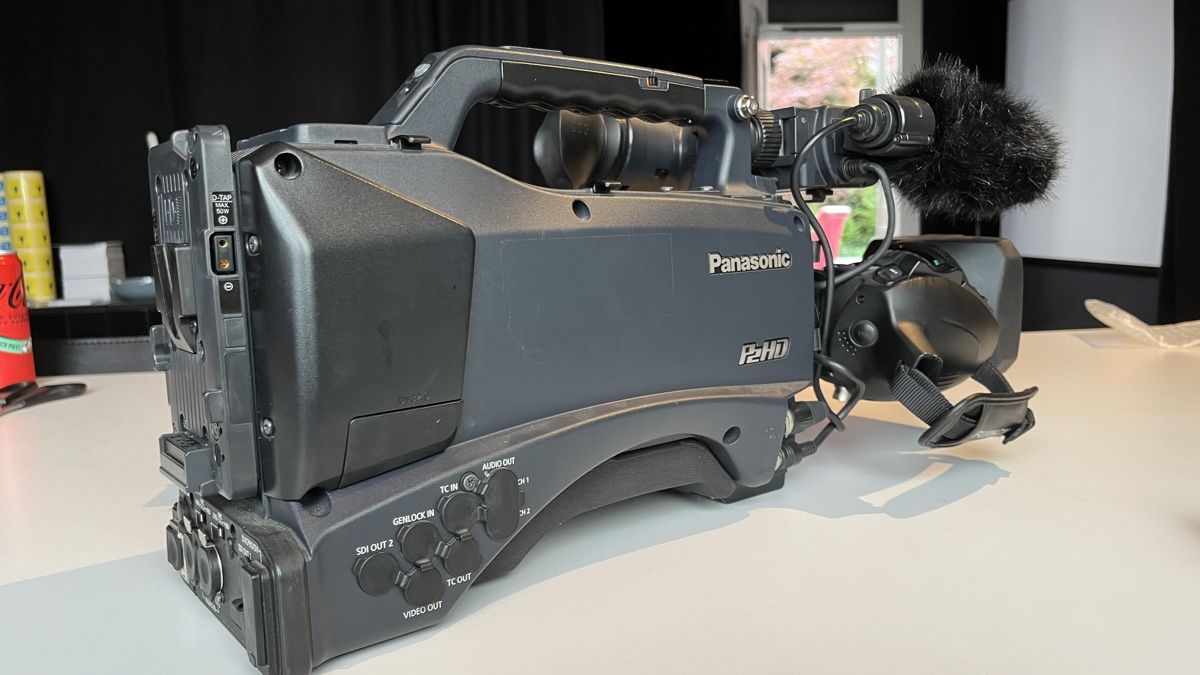 Panasonic Kamera: Panasonic HPX371 Schulterkamera – Gebraucht aus Luzern von tillgmuer 3