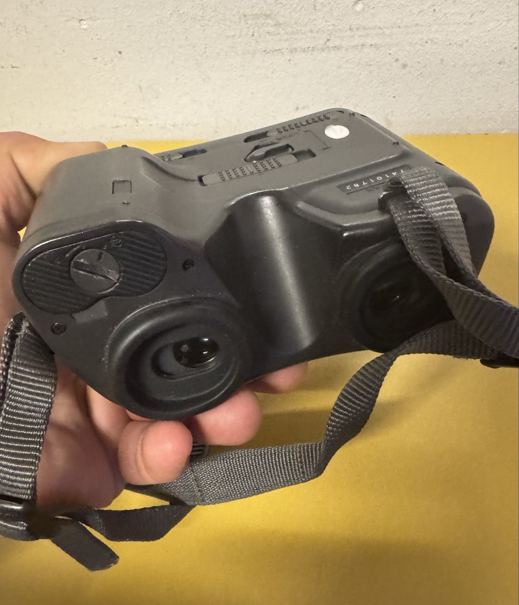 Minolta Binocoli: Minolta Autofocus 10x25 5.2 Fernglas  – Usato da Schlieren venduto da Freundlich02 3