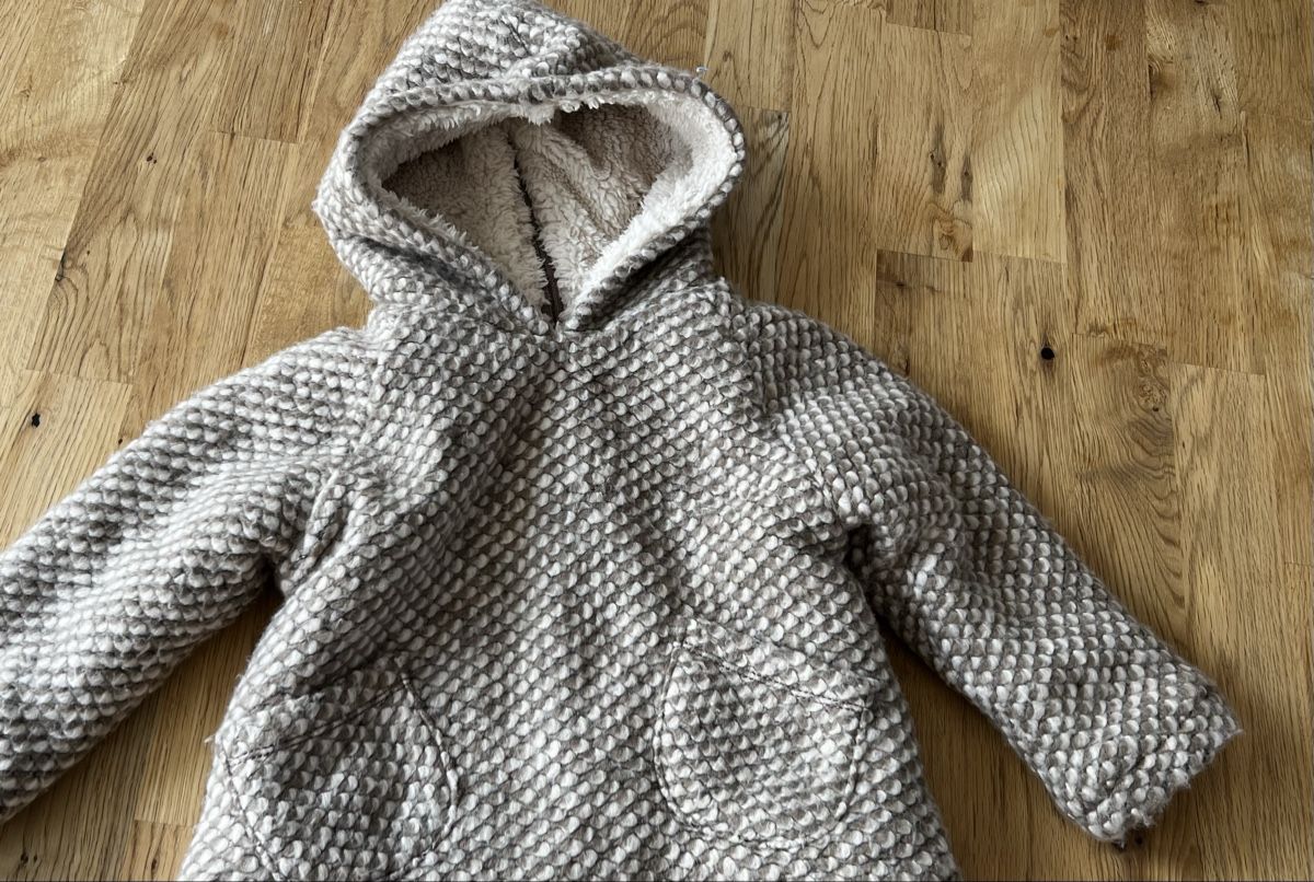 Zara Giacche & Cappotti: Zipped Pullover / Jacke Gr. 98 Zara – Usato da Zollikerberg venduto da Huglina 1