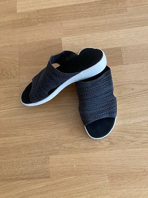 Scarpe da donna: Damen Schlupfschuh  – Usato da Ostermundigen venduto da makra48 2