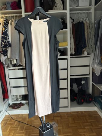 Robe mi-longue French Connection noire beige, Taille L