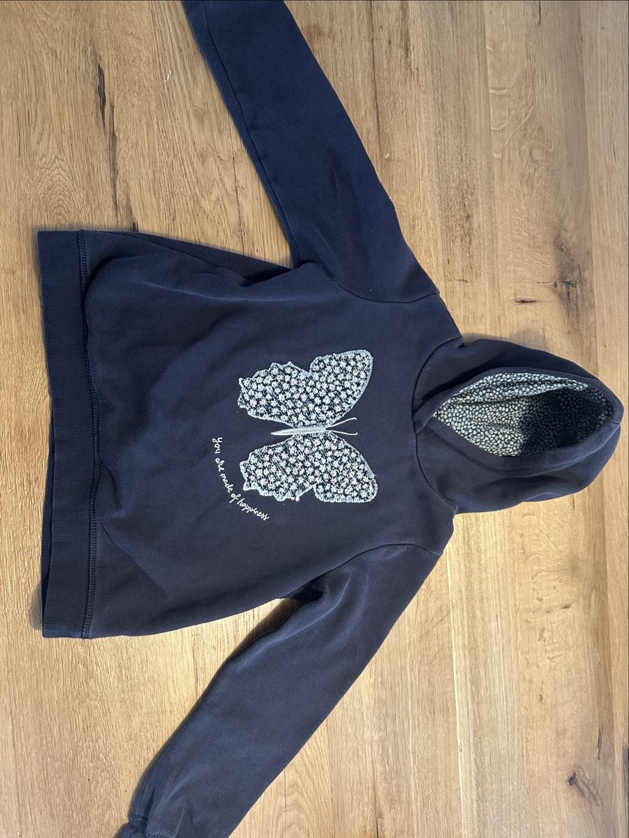 H&M Pulls et sweat-shirts: Pulli 134/140 H&M   – D'occasion à Wettingen par Sternetaenzerin