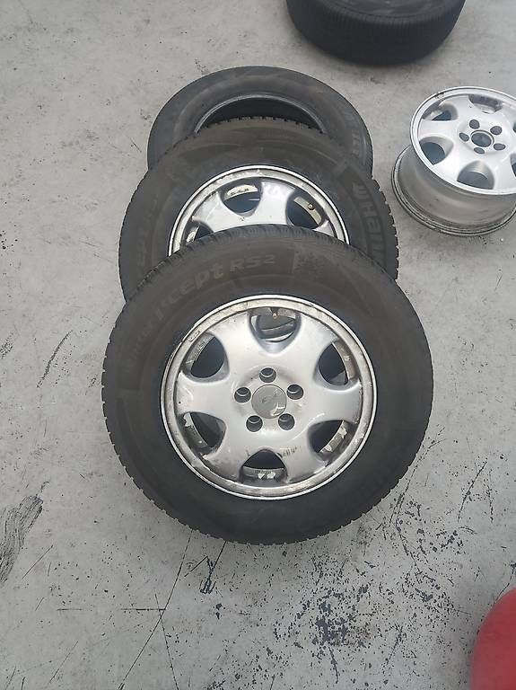 Pneumatici & Ruote complete: Golf 4 175 80 R14Kompletträder 4 Stk – Usato da Biel/Bienne venduto da 300ccc 1