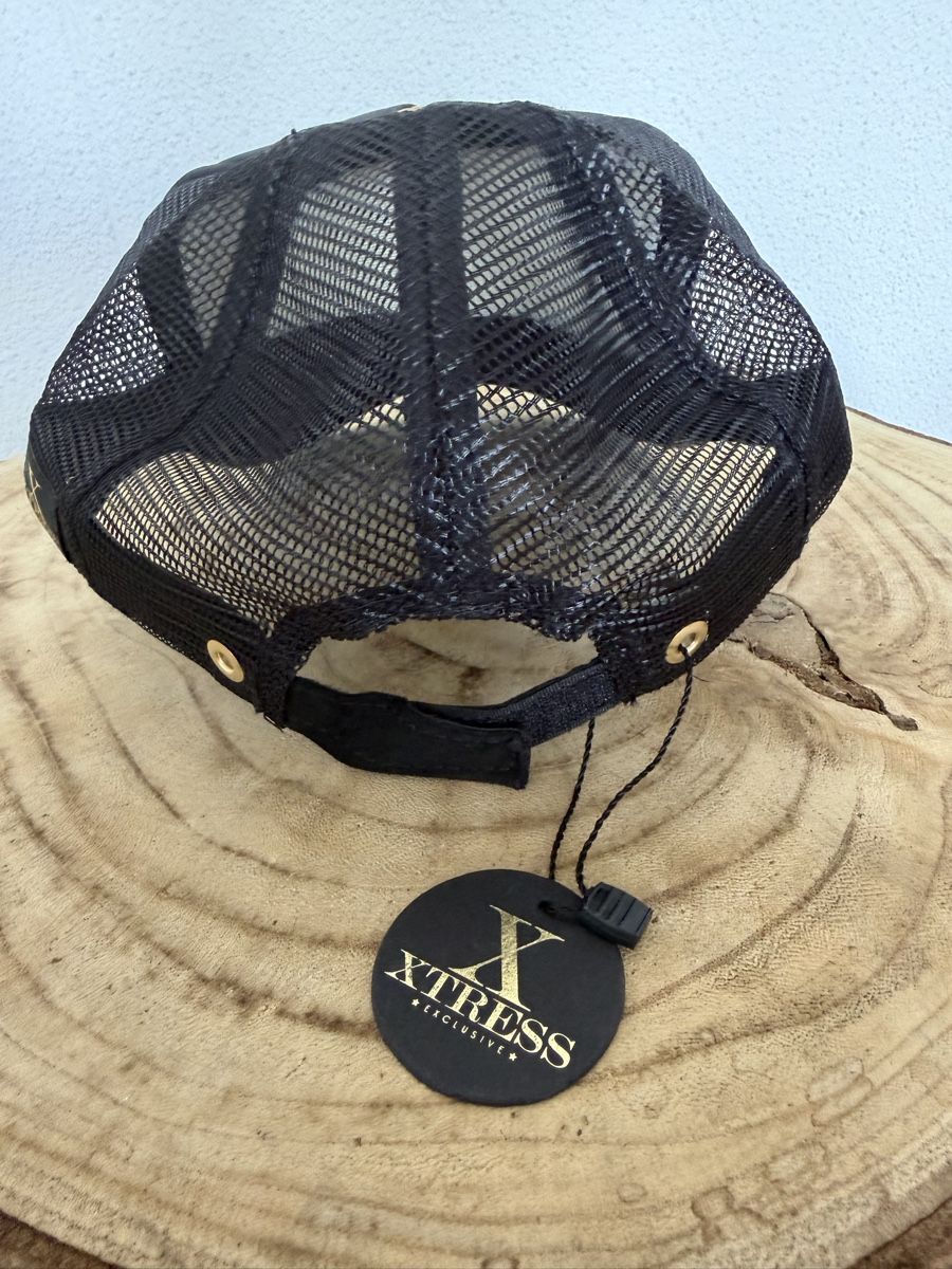 Altro in  Abbigliamento & Accessori: XTRESS Exclusive Trucker Cap Schwarz/Blau – Nuovo (secondo la descrizione) da Hägglingen venduto da Raff_Ella 2