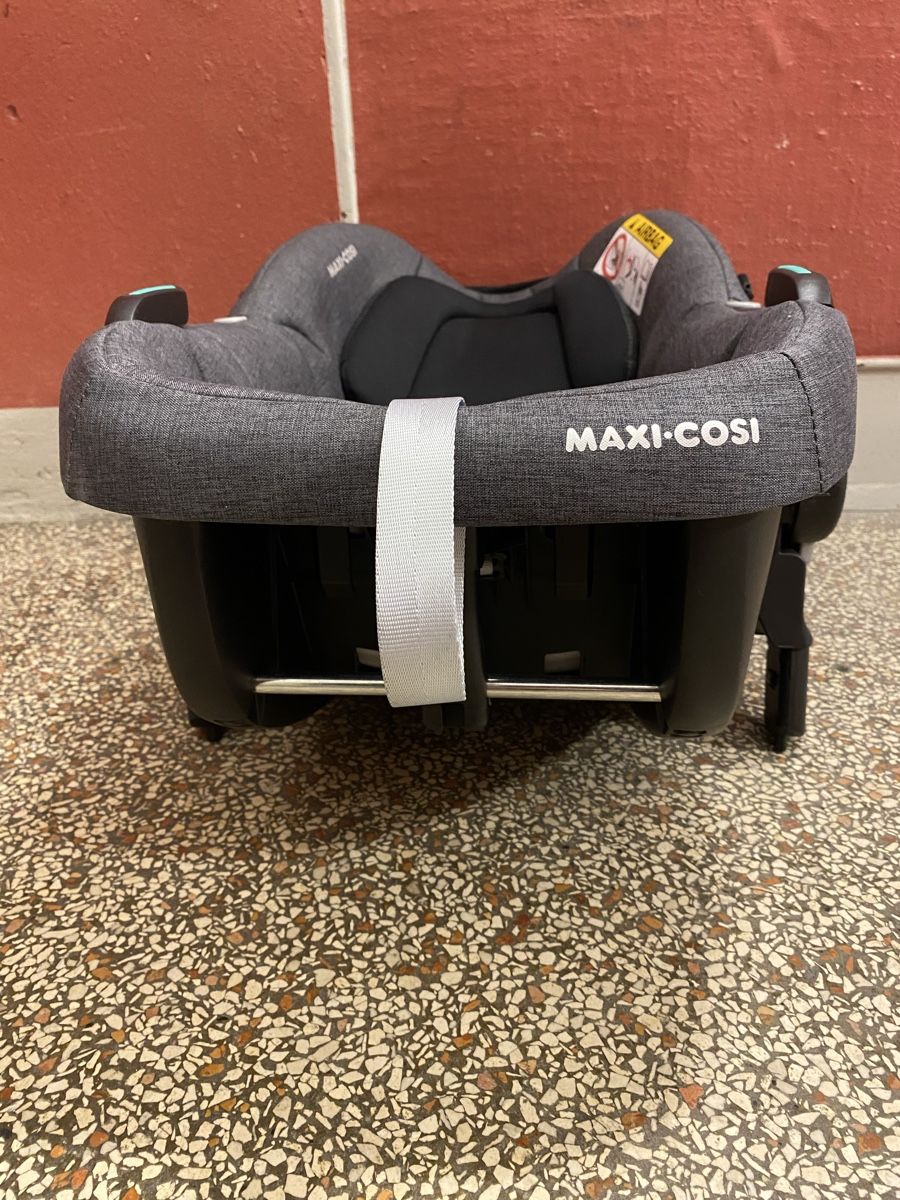 Maxi-Cosi Seggiolini per auto: Maxi-Cosi Babyschale CabrioFix S – Usato da St.Gallen venduto da kingsamas 3