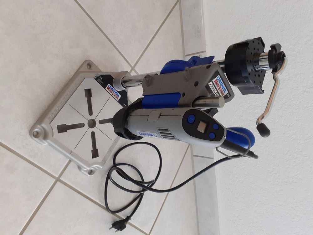 Dremel Workstation 220 avec Dremel | Kaufen auf Ricardo