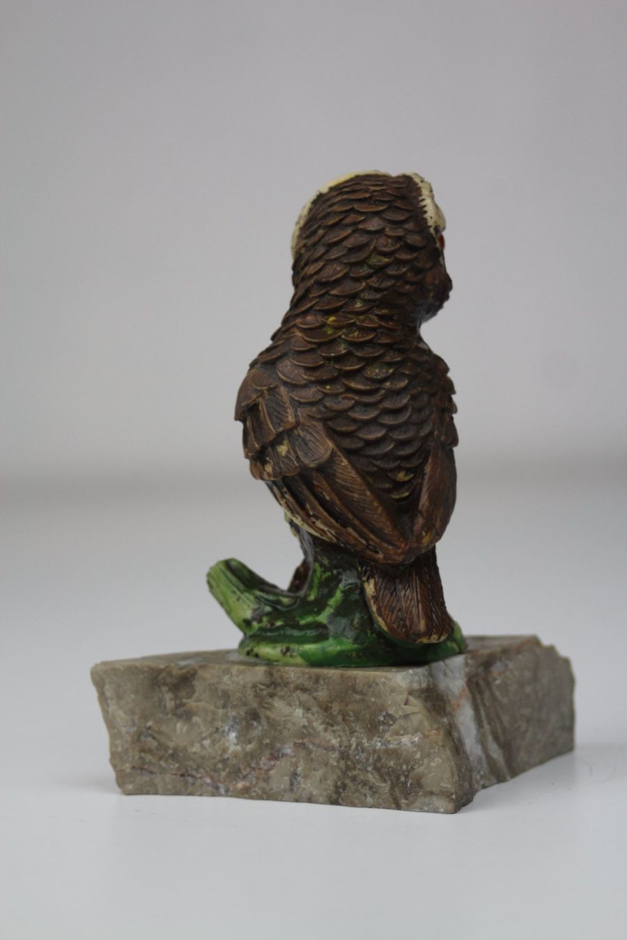 Statuette: Vintage Eulenfigur auf Steinsockel – Usato da Basel venduto da IRMAundFRED 1