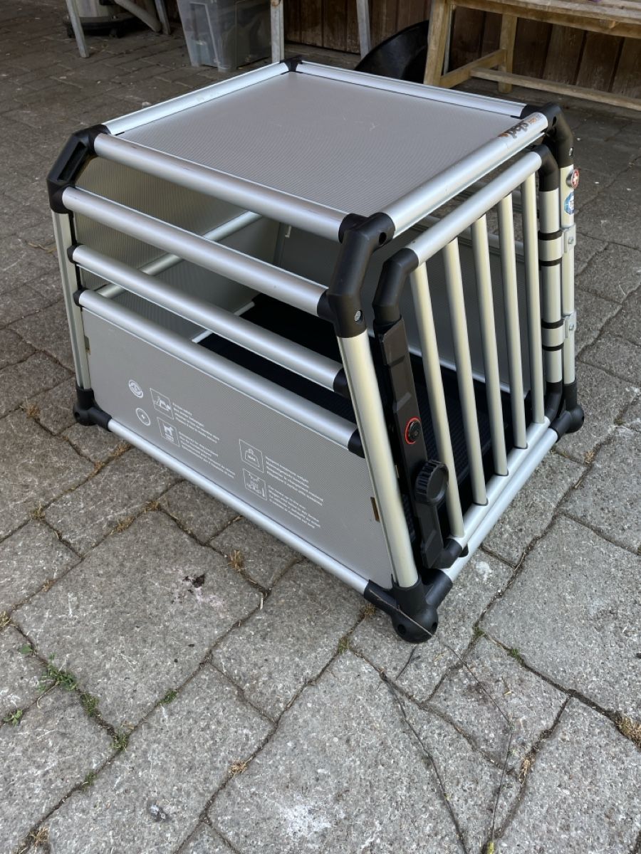 4pets Gabbie, trasporto & Sicurezza: Hundebox 4pets pro Grösse S – Usato da Turbenthal venduto da Holunder57 1