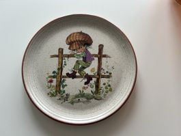 Süsser mittelgrosser Teller von Holly Hobbie