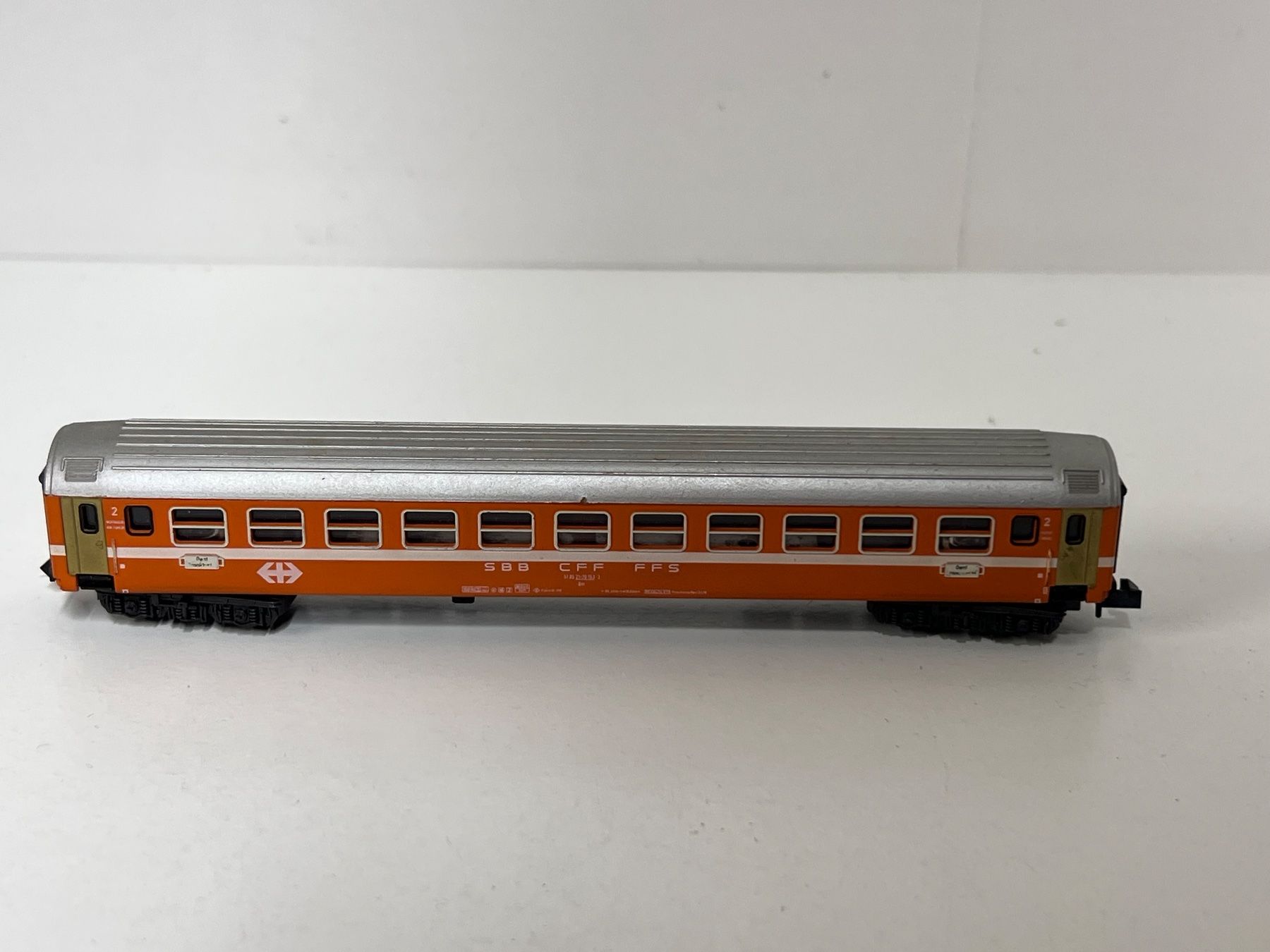 Trix Modellini di ferrovie: Minitrix  SBB CFF FFS Orange 2.Kl. SPUR N – Usato da Neuenhof venduto da ludovicco 1