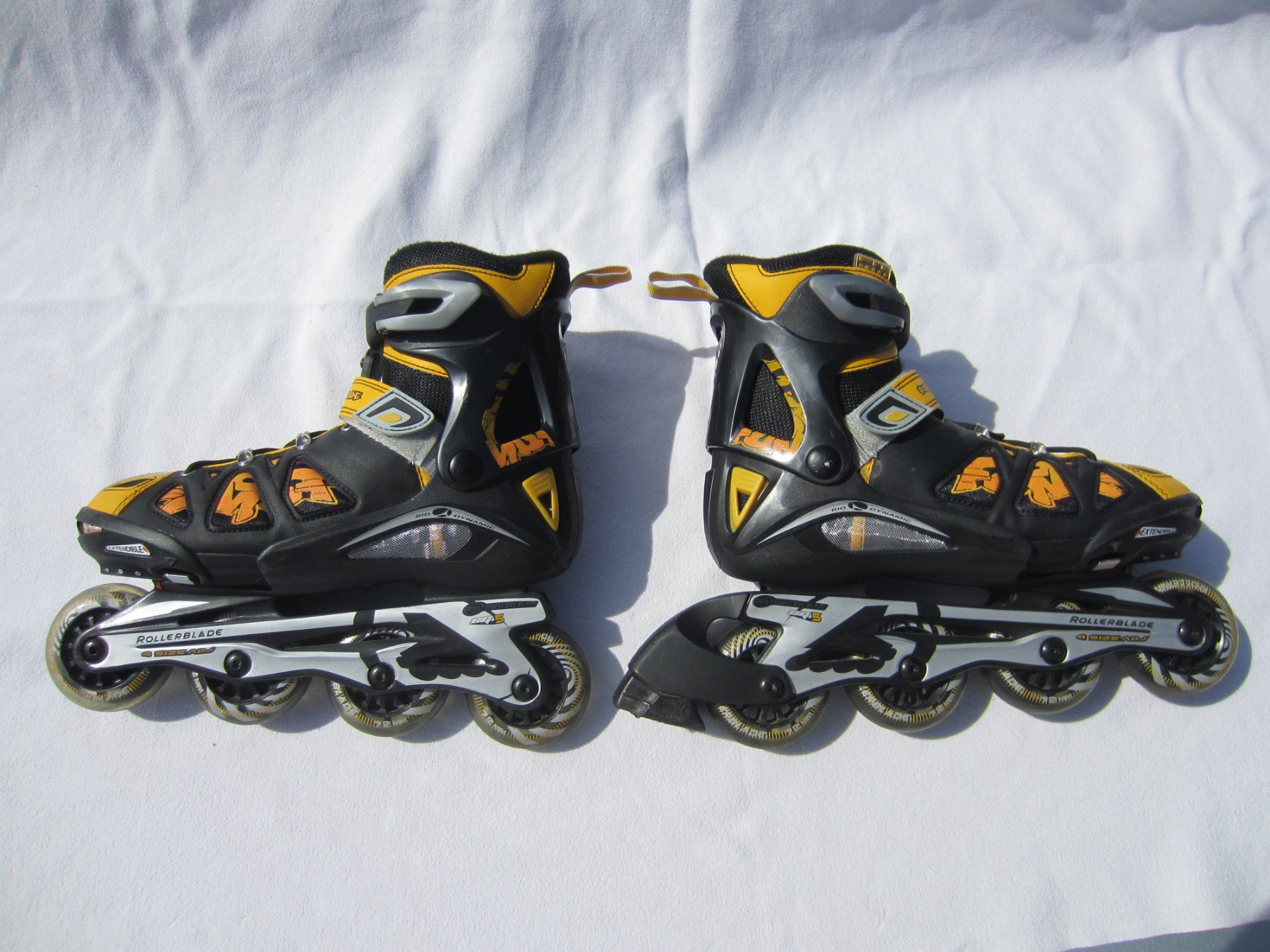 Pattini in linea & Pattini a rotelle: ROLLERBLADE Inlineskate Gr. 36-40 verstellbar – Usato da Sursee venduto da Tschiger 2