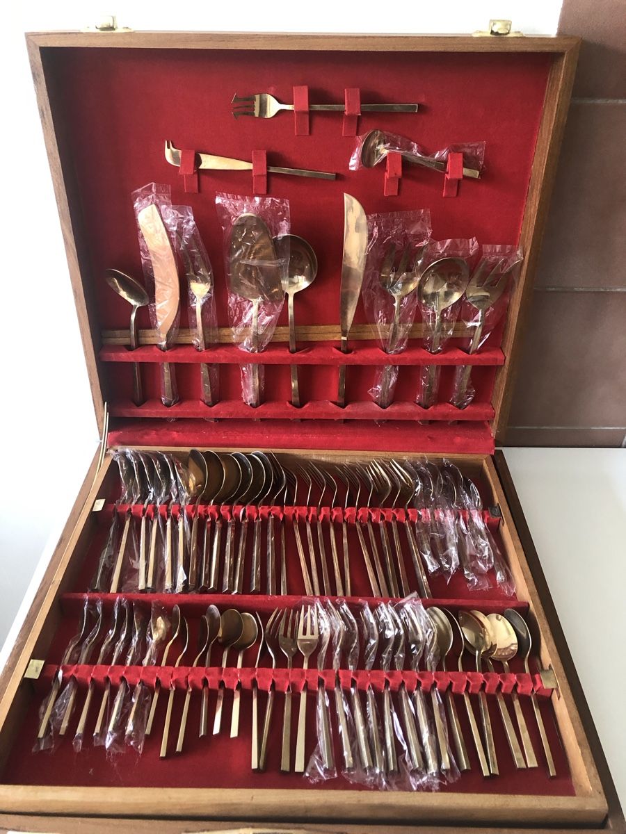Set di posate: Grande Ménagère vintage Thaïlandais – Usato da petit lancy venduto da FerreiraLuis 5