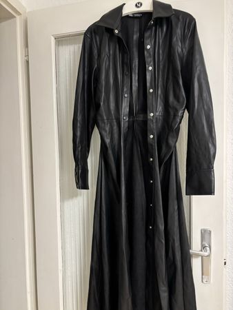 Zara robe noire taille XS neuf