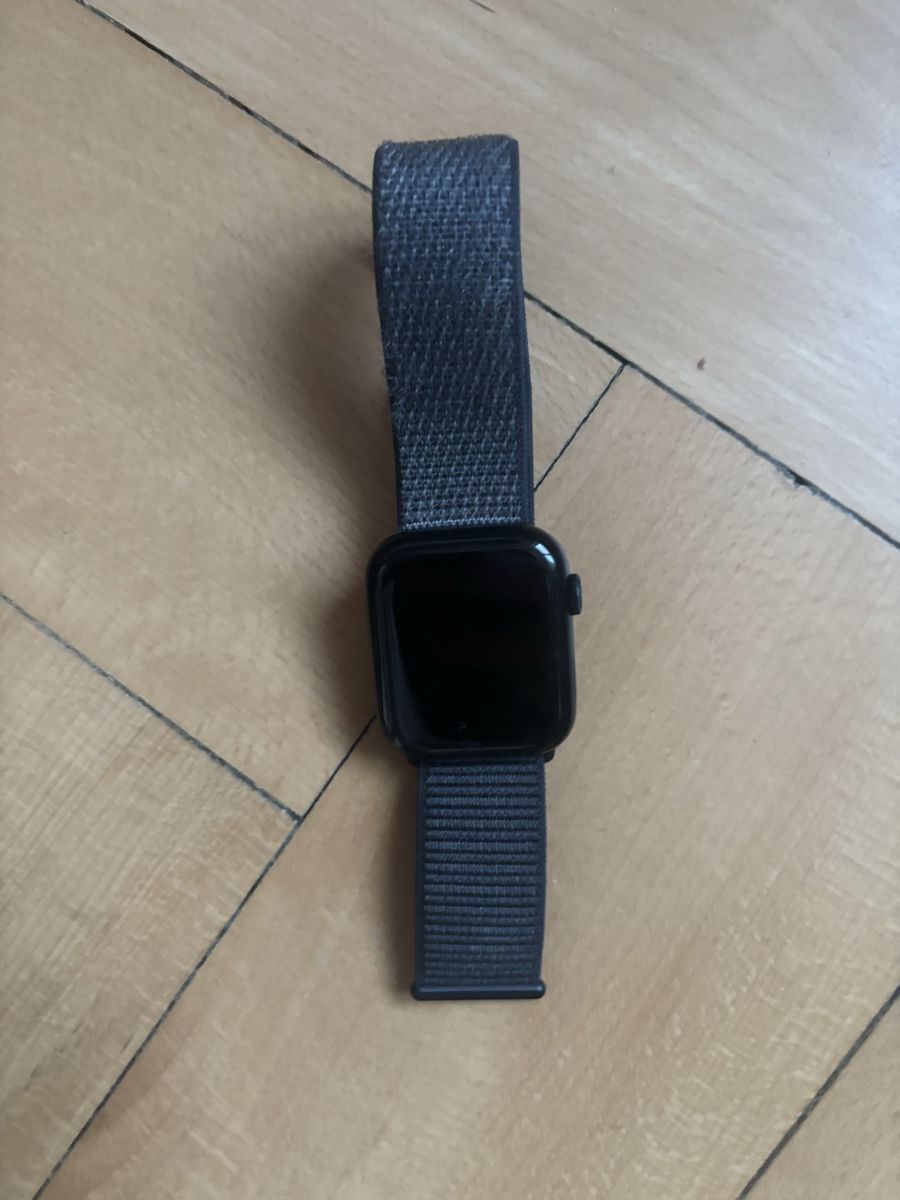 Apple Smartwatch: Apple Watch SE 3 zu verkaufen – Nuovo (secondo la descrizione) da Zürich venduto da haliltogo 1