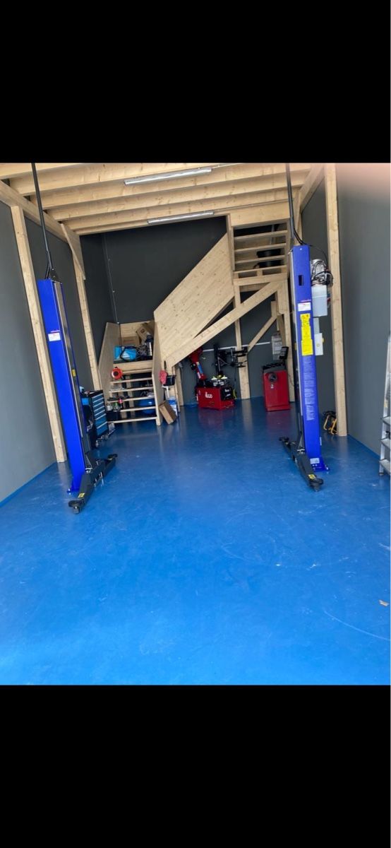 Alle Werkzeuge: Garage – Gebraucht aus Gerlafingen von lif_hwz7