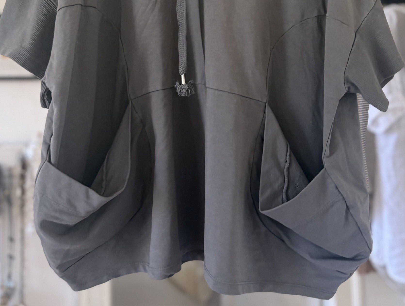 Maglioni & Felpe: SWEAT-HOODIE EN COTON! M – Nuovo e nell'imballaggio originale da Locarno venduto da NicoNion 3