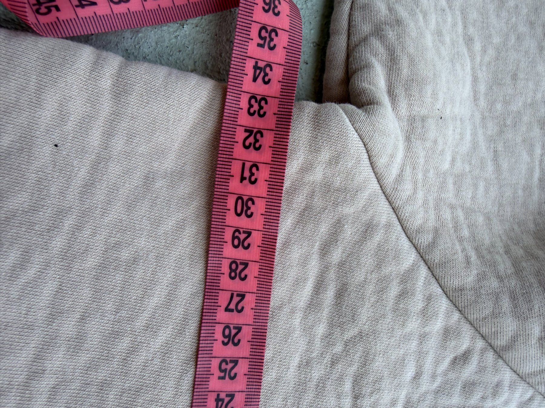 Pulls et sweat-shirts: Kinder Pullover Kapuze beige Grösse 110 – D'occasion à Riehen par ann_76jw 5