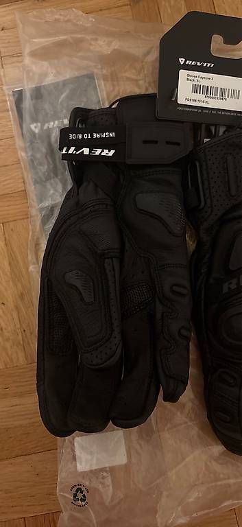 Autres accessoires hommes: Motorradhandschuhe – D'occasion à Wallisellen par mel_6qpz 1