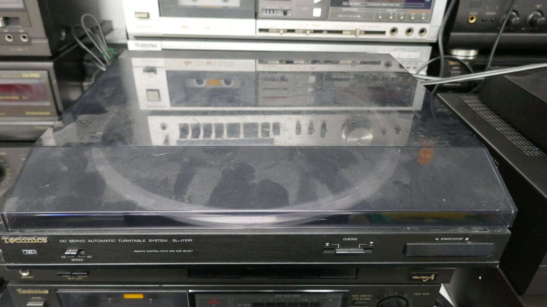 Technics Amplificatori: Riesiges Konvolut an Technics Hifi-Komponenten – Usato da Wenslingen venduto da FairlightCMI 9