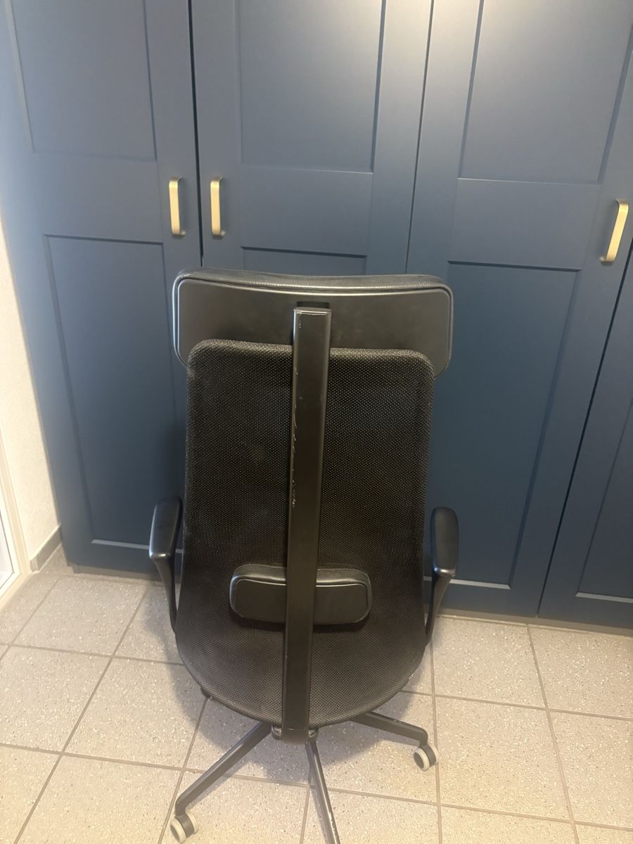 Stühle: Büro-/Drehstuhl – Gebraucht aus Schinznach Bad von mwi_8tpz 1