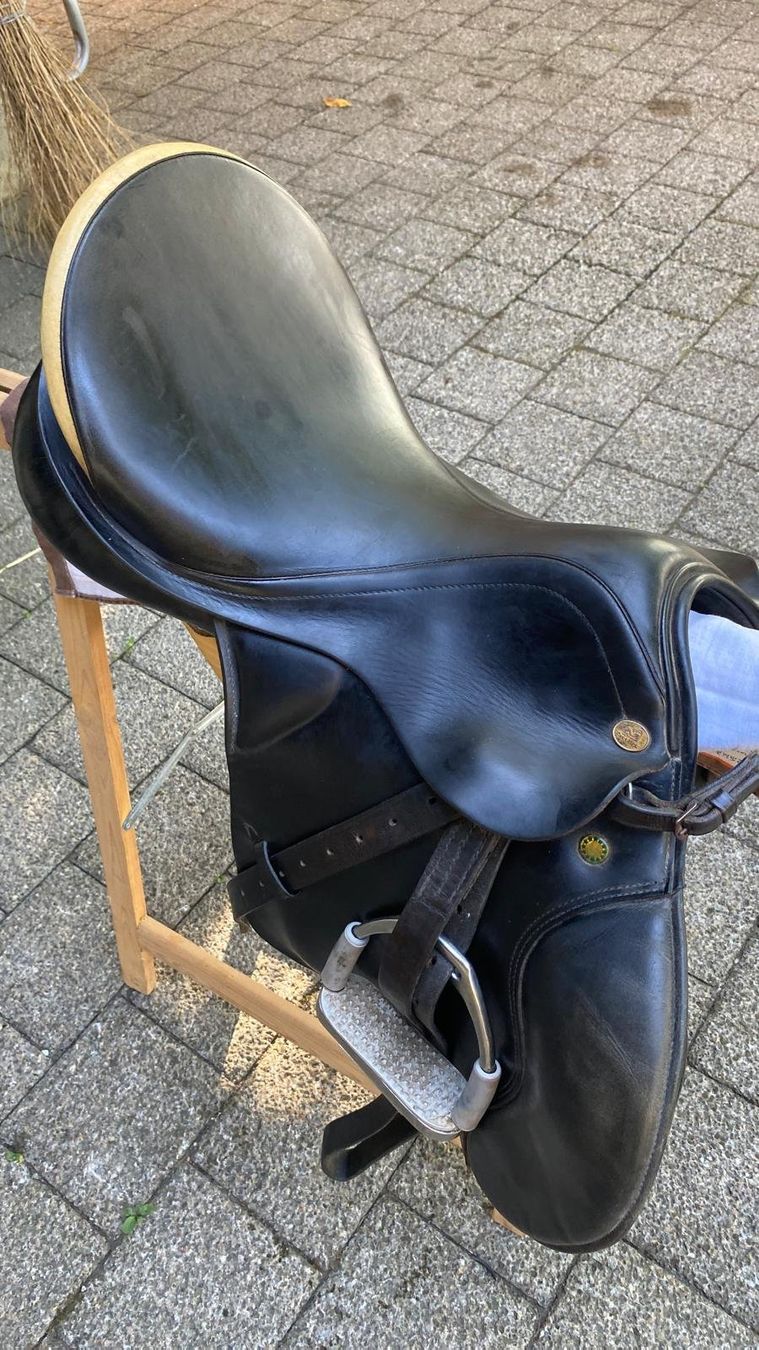Selles, accessoires: Prestige VS Sattel – D'occasion à Wilen b. Neunforn par Zorro031