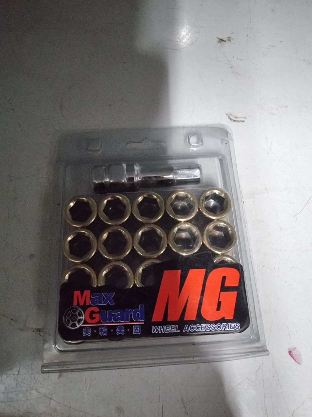 Toutes les pièces auto: Écrous de roues M12X1.25 doré – Neuf (Voir description) à Vuippens par FSPracing