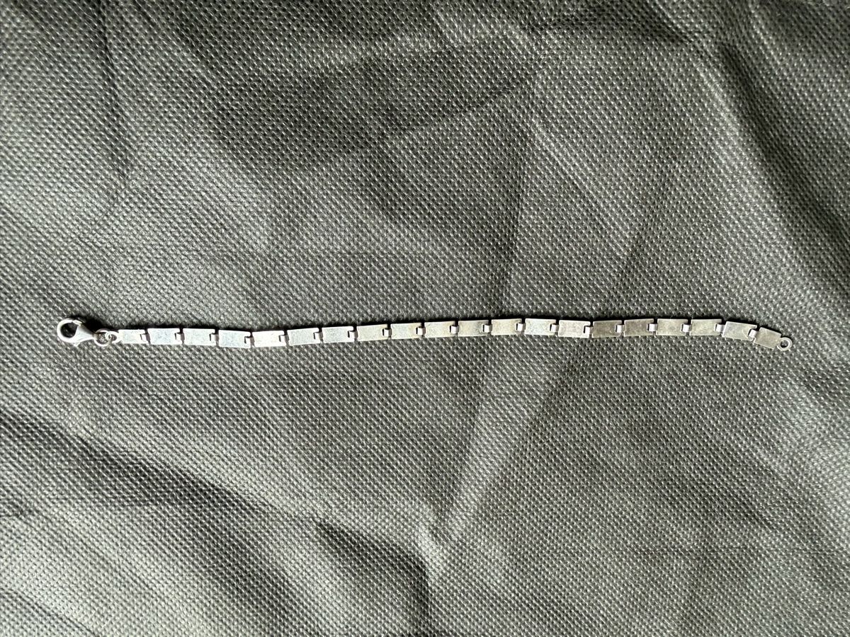 Armbänder & -reifen: Armkette, silber – Gebraucht aus Basel von balenadelfino