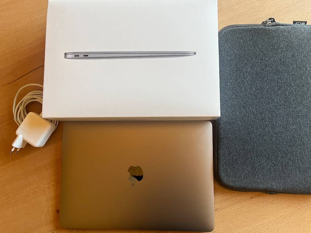 Apple Portables: MacBook Air 2020 – D'occasion à Corgémont par ivia71 2