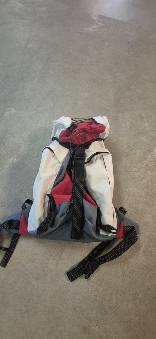 Trevolution Zaini: Rucksack Trevolution 36l – Usato da Rifferswil venduto da Tinaa1987