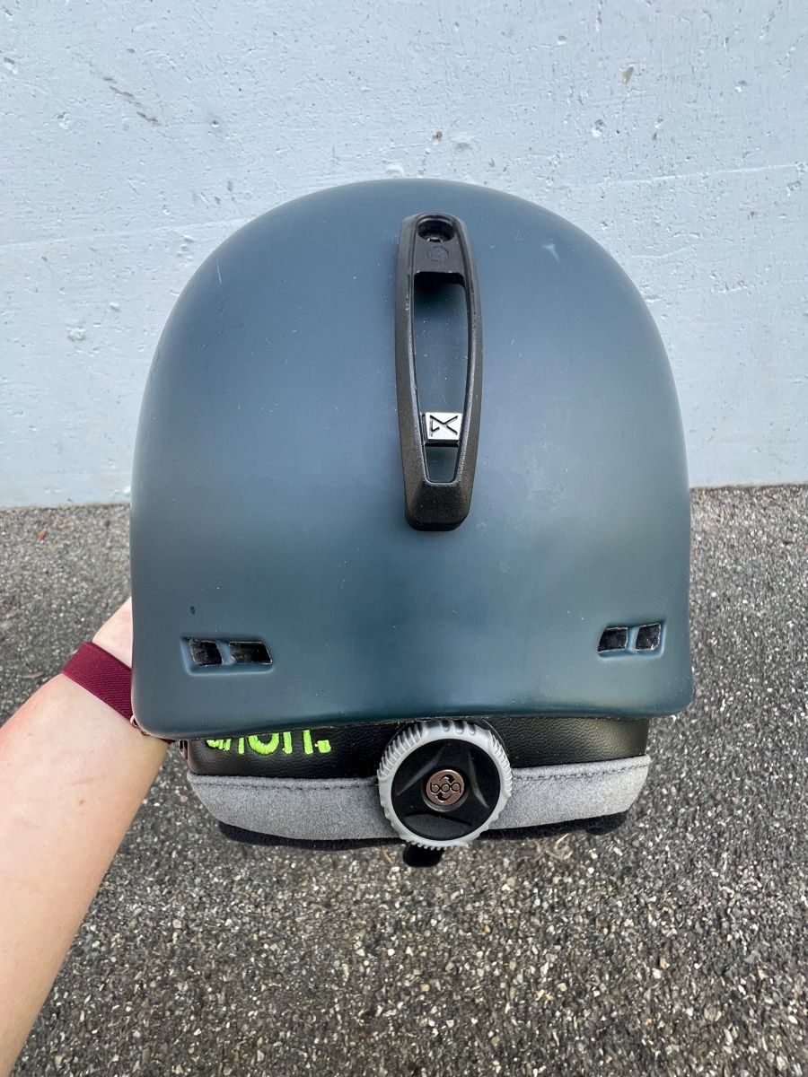 Helme: Ski-/Snowboardhelm mit GoPro-Halterung – Gebraucht aus Allschwil von Funlady91