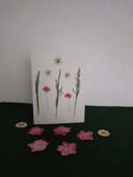 Grusskarte mit echten Blüten