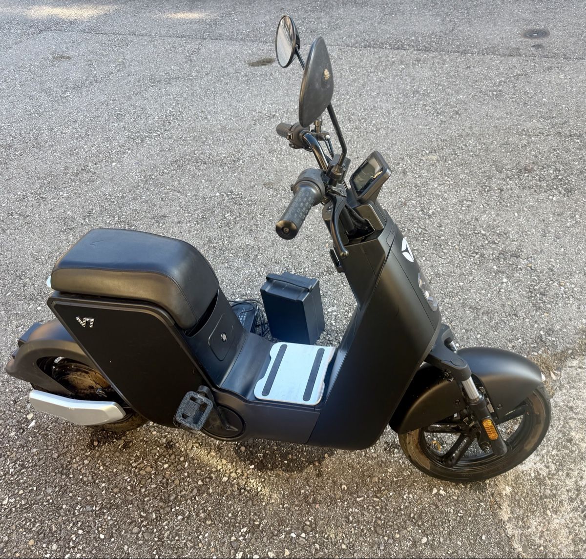 Yadea Scooter: Yadea V7 mit Garantie – Usato da stallikon venduto da Guetze1990 2