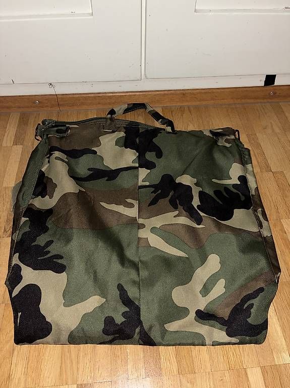 Taschen: Militär Tasche – Gebraucht aus Zürich von Kedelm
