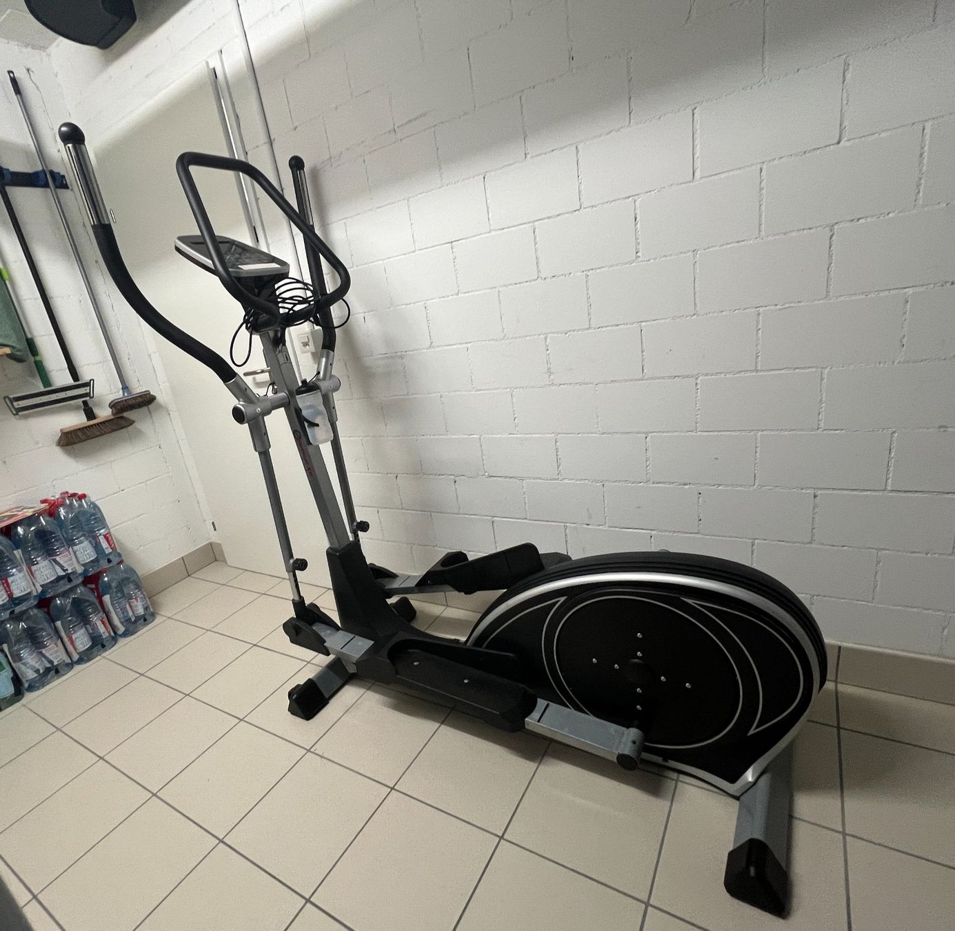 Hometrainer: Crosstrainer Ergometer (elliptical X8) – Gebraucht aus Oberentfelden von Bianka1 4