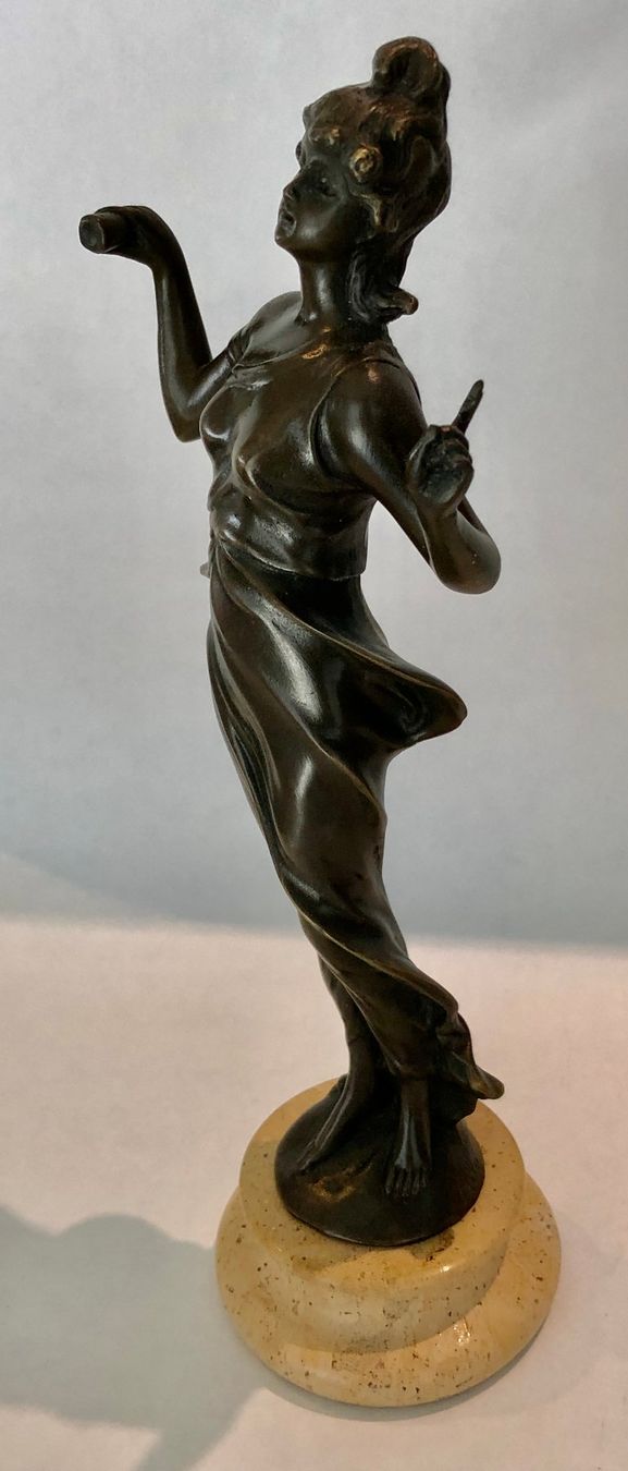 Statuette: Broncefigur Singendes Mädchen mit Mikrofon - Art éco - 30er – Nuovo (secondo la descrizione) da Appenzell venduto da Zimiuno 1