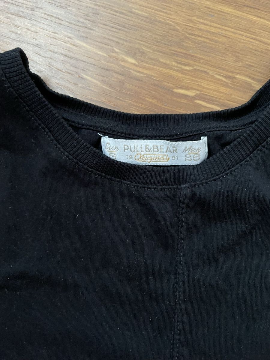 Pull&Bear Tops: Schwarzes Top von Pull&Bear – D'occasion à Liestal par ela_2g9s 2
