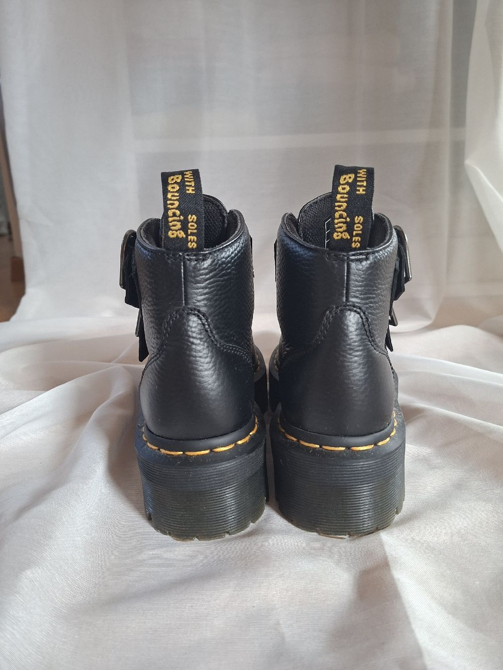 Dr. Martens Scarpe da donna: Dr. Martens Devon Heart - Taille 36 – Nuovo (secondo la descrizione) da Lausanne venduto da Super-cerise 8